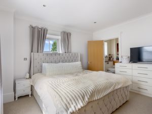 Photo 15- click for photo gallery